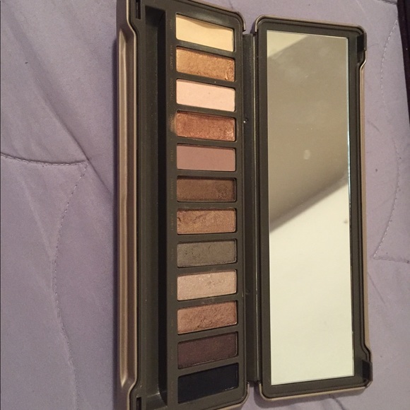 Urban Decay Naked Palettes - Picture 3 of 7